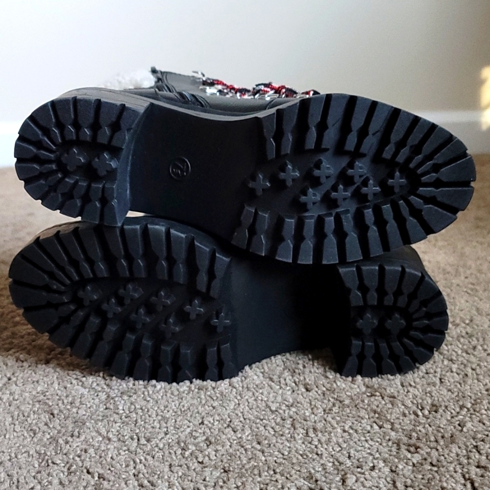 Universal Thread Combat Boots - Picture 3 of 5